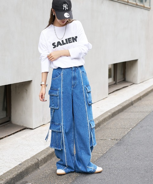 COLONY 2139(コロニートゥーワンスリーナイン)の「スマートロゴプリント長袖Tシャツ(Tシャツ/カットソー・レディース・オフホワイト/ブラック・FREE)」の10枚目の写真