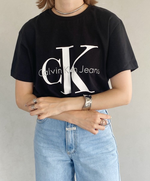 Calvin Klein(カルバン・クライン)の「【Calvin Klein / カルバンクライン】 CORE MONOLOGO JEANS TEE ロゴ 半袖 Tシャツ(Tシャツ/カットソー・レディース・ホワイト/グレー/ネイビー/ブラック・S/M/L/XL)」の11枚目の写真