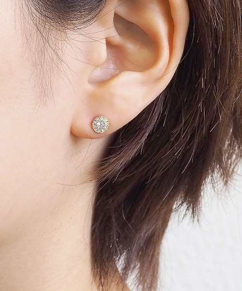 itam（アイタム）の「【itam】アイタム /セラミックポストピアス / 金属アレルギー対応ピアス（ピアス（両耳用）・レディース・ゴールド・FREE）」の2枚目の写真