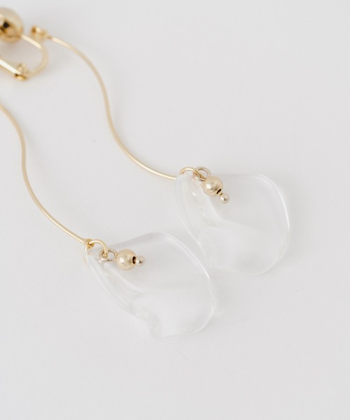 Kastane（カスタネ）の「【新色追加/fiw.】クリアフラワーイヤリング（イヤリング・レディース・ゴールド/シルバー/ブラウン・FREE）」の16枚目の写真