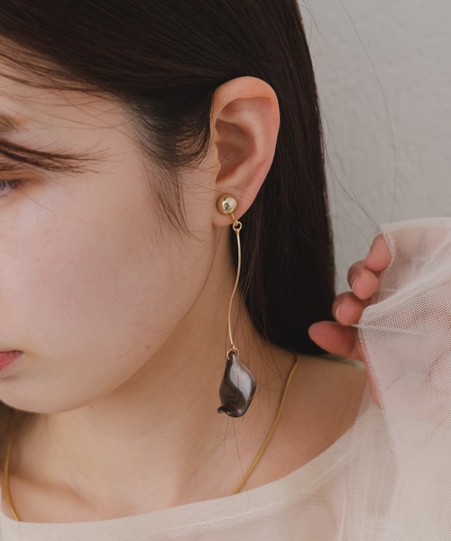 Kastane（カスタネ）の「【新色追加/fiw.】クリアフラワーイヤリング（イヤリング・レディース・ゴールド/シルバー/ブラウン・FREE）」の21枚目の写真