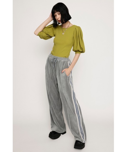 SLY(スライ)の「TUCK SLEEVE CUT TOPS タック スリーブ カット トップス(Tシャツ/カットソー・レディース・ブラック/オフホワイト/グリーン・FREE)」の17枚目の写真