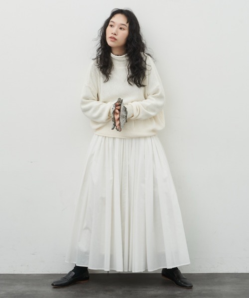 Libra Cue(リブラ キュー)の「ルーズフィットニット(ニット/セーター・レディース・アイボリー/ブラック/レッド・FREE)」の5枚目の写真