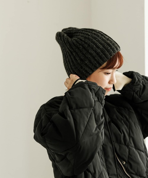 URBAN RESEARCH(アーバンリサーチ)の「ニットキャップ(ニットキャップ/ビーニー・レディース・チャコールグレー/バーガンディー/ベージュ・FREE)」の13枚目の写真