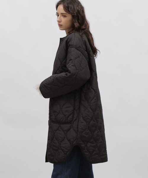 LAKOLE（ラコレ）の「ミリタリーキルトジップジャケット / 971479（ナイロンジャケット・レディース・ブラック/アイボリー/オリーブ・MEDIUM/SMALL）」の9枚目の写真