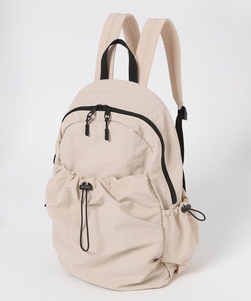 LEPSIM（レプシィム）の「ナイロンドロストリュック　987079（バックパック/リュック・レディース・ブラック/アイボリー・ONE SIZE）」の17枚目の写真