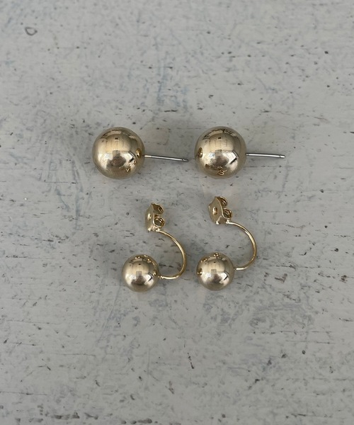 cheriella(シェリエラ)の「【cheriella】ダブルメタルボールカーブピアス(ピアス(両耳用)・レディース・ゴールド・FREE)」の6枚目の写真