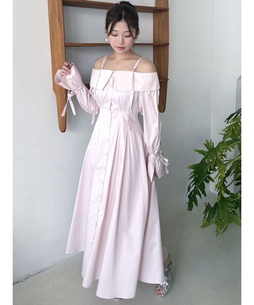 dazzlin（ダズリン）の「ウエストタックオフショルシャツワンピース（シャツワンピース・レディース・ピンク/ブルー/グレー/その他1・SMALL/MEDIUM/X-SMALL）」の9枚目の写真