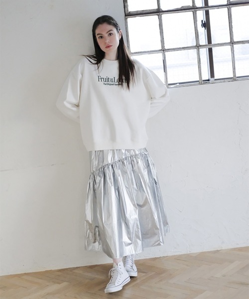 FRUIT OF THE LOOM(フルーツオブザルーム)の「EMBクルーネックスウェット / 長袖 / トレーナー / 前面 / ロゴ / 刺繍 / カジュアル / ユニセックス(スウェット・メンズ・ホワイト/グレー/ブラック・XL/L/M)」の7枚目の写真