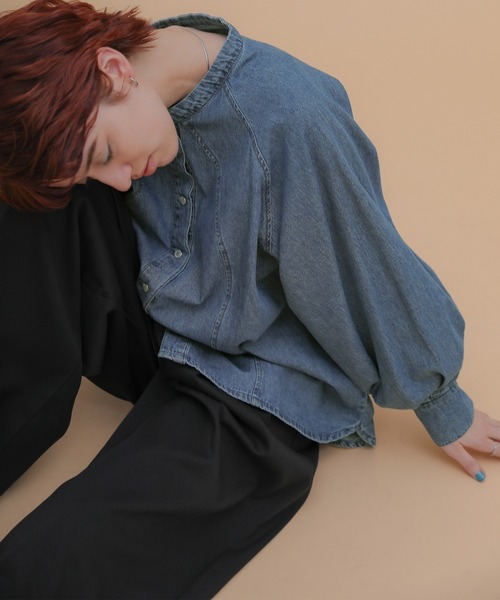select MOCA（セレクトモカ）の「ボリュームスリーブノーカラーデニム