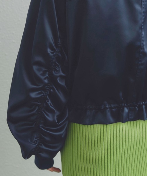 ROSE BUD（ローズバッド）の「ギャザースリーブMA-1ブルゾン（MA-1・レディース・カーキ/ネイビー・FREE）」の20枚目の写真