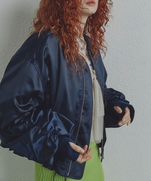 ROSE BUD（ローズバッド）の「ギャザースリーブMA-1ブルゾン（MA-1・レディース・カーキ/ネイビー・FREE）」の21枚目の写真