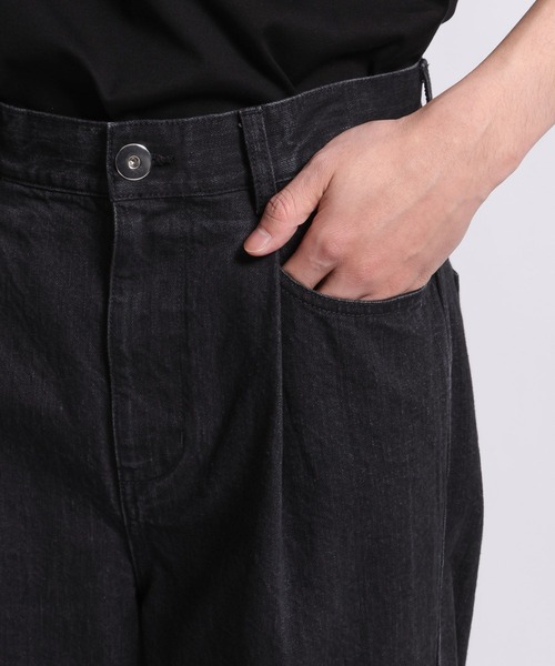STERNBERG(スタンバーグ)の「STERNBERG/ツイストデニムワイドパンツ/997008(デニムパンツ・メンズ・ブラック/ライトグレー・SMALL/LARGE/X-SMALL/MEDIUM)」の19枚目の写真