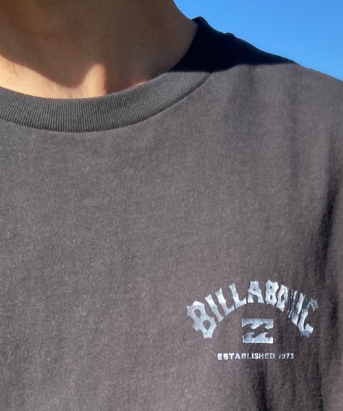BILLABONG（ビラボン）の「BILLABONG/ビラボン 半袖 Tシャツ アーチロゴ バックプリント BE011-202（Tシャツ/カットソー・メンズ・ブラック/ホワイト/クリーム・L/XL/M/S）」の14枚目の写真