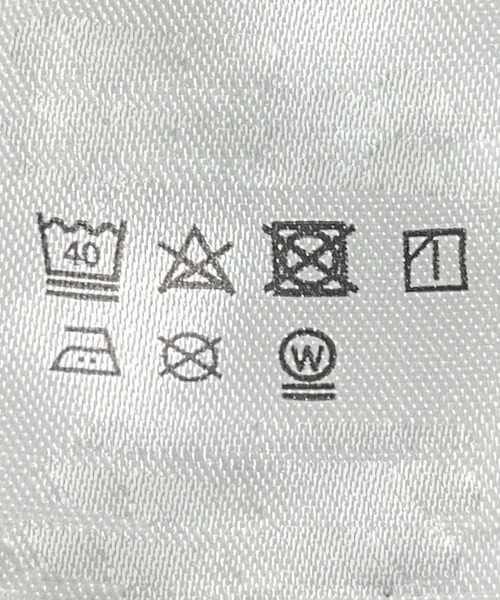 WEGO（ウィゴー）の「WEGO/台形デニムショートパンツ（デニムパンツ・レディース・ブラック系その他/ダークインディゴブルー/ブラック/コバルトブルー/ブラック系1/ライトインディゴブルー/オフホワイト・X-SMALL/LARGE/SMALL/MEDIUM）」の8枚目の写真