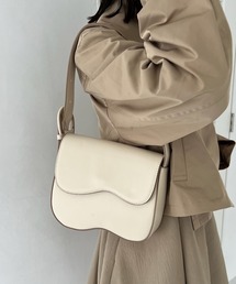 loti | loti ビーンズフラップベルトBAG(ハンドバッグ)