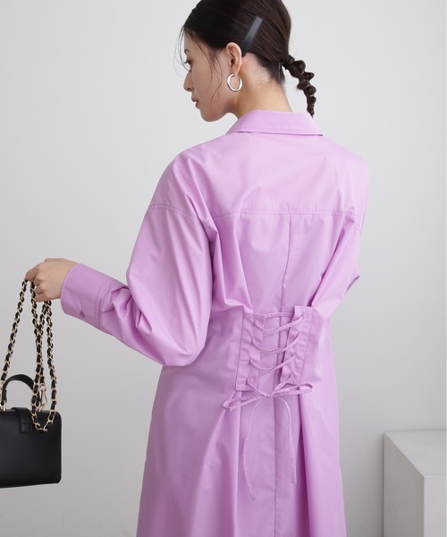 N.(N. Natural Beauty Basic)(エヌエヌナチュラルビューティーベーシック)の「◆バックレースアップシャツワンピース(ワンピース・レディース・チャコール/ピンク/ブルー・MEDIUM)」の4枚目の写真