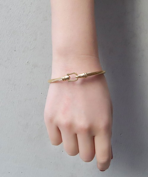 blackdia ocean（ブラックダイヤオーシャン）の「blackdia ocean ワイヤーバングル（バングル/リストバンド・レディース・シルバー/ゴールド・FREE）」の6枚目の写真