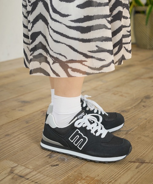 moz（モズ）の「moz(モズ) mロゴ レースアップスニーカー