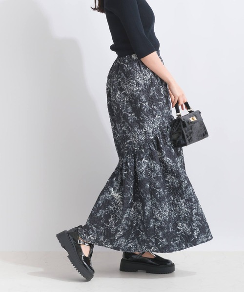 PICCIN（ピッチン）の「【WEB限定】膨れジャガードフラワー柄スカート（スカート・レディース・オフホワイト/ブラック・M/L/S）」の13枚目の写真