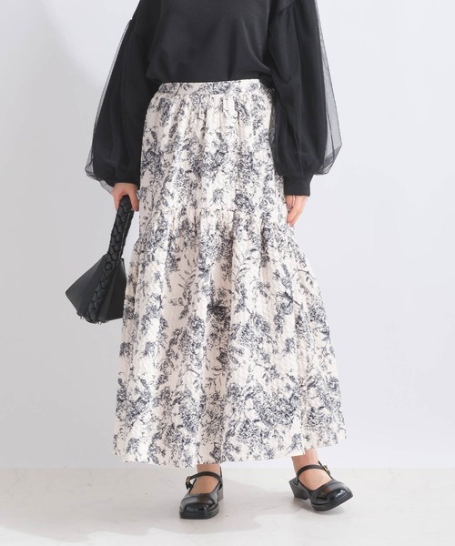 PICCIN（ピッチン）の「【WEB限定】膨れジャガードフラワー柄スカート（スカート・レディース・オフホワイト/ブラック・M/L/S）」の3枚目の写真