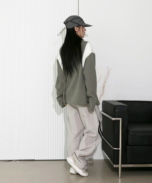 FOLLOWIN（フォロウィン）の「[UNISEX][春アイテム]バーシティージャケット風2カラーニットカーディガン（カーディガン/ボレロ・レディース・ブラック/カーキ/ライトブルー/ネイビー・FREE）」の15枚目の写真