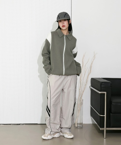 FOLLOWIN（フォロウィン）の「[UNISEX][春アイテム]バーシティージャケット風2カラーニットカーディガン（カーディガン/ボレロ・レディース・ブラック/カーキ/ライトブルー/ネイビー・FREE）」の16枚目の写真