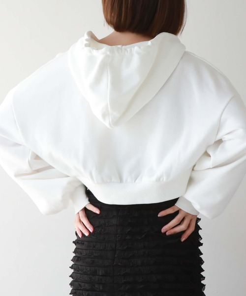 archives(アルシーヴ)の「Wzipショートパーカー(パーカー・レディース・ブラック/オフホワイト/グレー・MEDIUM)」の11枚目の写真