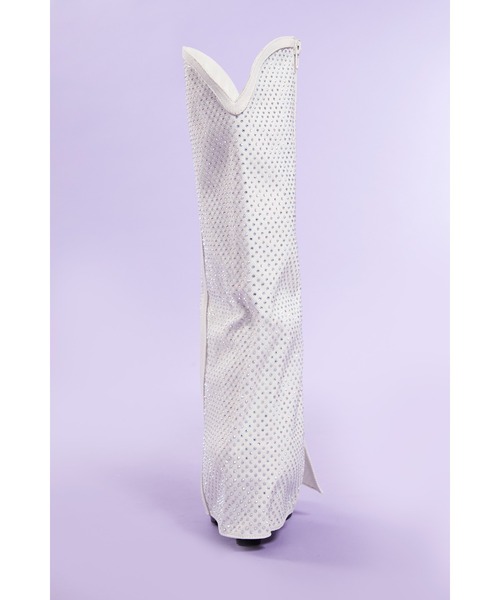 FOREVER 21(フォーエバー トゥエンティーワン)の「カバーブーツ(ブーツ・レディース・ホワイト・23inch/24inch/25inch)」の6枚目の写真