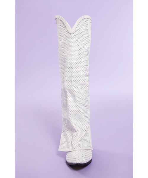 FOREVER 21(フォーエバー トゥエンティーワン)の「カバーブーツ(ブーツ・レディース・ホワイト・23inch/24inch/25inch)」の3枚目の写真