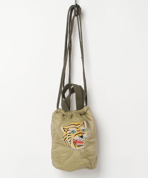 HOUSTON(ヒューストン)の「HOUSTON / QUILTING EFECT BAG / HS6844(ショルダーバッグ・レディース・ブラック/オリーブ/カモフラージュ・ONESIZE)」の4枚目の写真