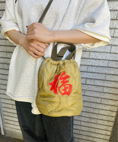 HOUSTON(ヒューストン)の「HOUSTON / QUILTING EFECT BAG / HS6844(ショルダーバッグ・レディース・ブラック/オリーブ/カモフラージュ・ONESIZE)」の5枚目の写真