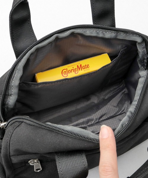 anello(アネロ)の「CABIN キャビン 撥水加工 10ポケット 2WAY ミニボストン ショルダーバッグ(ショルダーバッグ・レディース・スミクロ/ブラック/グレイッシュベージュ・FREE)」の4枚目の写真