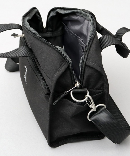 anello(アネロ)の「CABIN キャビン 撥水加工 10ポケット 2WAY ミニボストン ショルダーバッグ(ショルダーバッグ・レディース・スミクロ/ブラック/グレイッシュベージュ・FREE)」の5枚目の写真