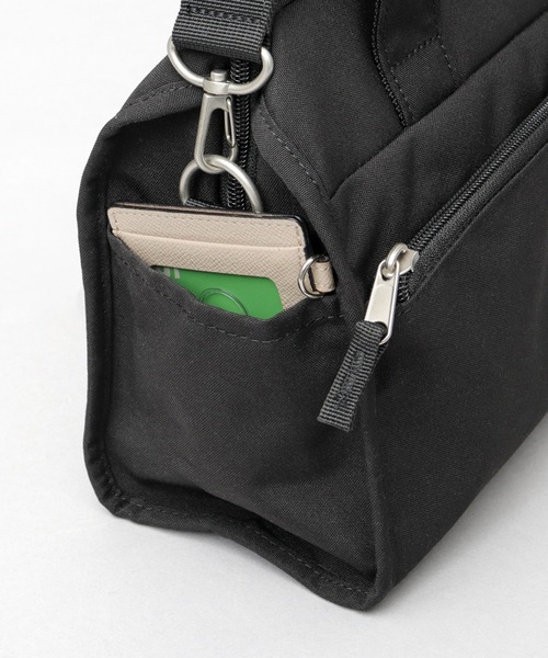 anello(アネロ)の「CABIN キャビン 撥水加工 10ポケット 2WAY ミニボストン ショルダーバッグ(ショルダーバッグ・レディース・スミクロ/ブラック/グレイッシュベージュ・FREE)」の8枚目の写真