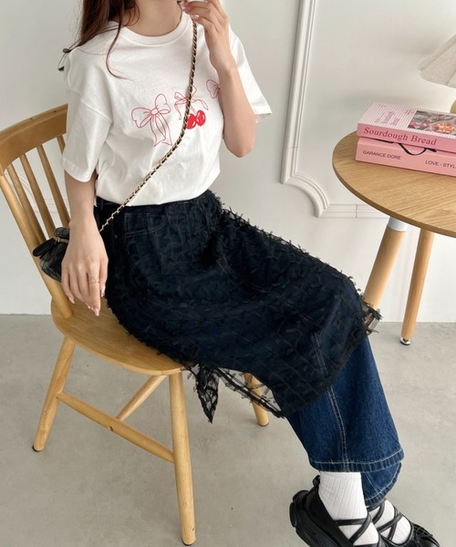 Loueme(ルエム)の「メニーリボンシアースカート(スカート・レディース・ホワイト/ブラック・FREE)」の3枚目の写真