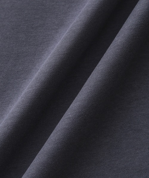 ADAM ET ROPE'(アダムエロペ)の「【WEB限定】ハーフジップ ルーズシルエット プルオーバー / ユニセックス(Tシャツ/カットソー・メンズ・ブラック/チャコールグレー/ベージュ系その他・L/M/S)」の14枚目の写真