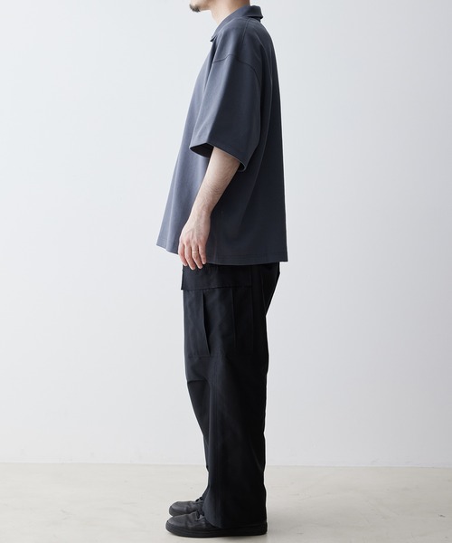 ADAM ET ROPE'(アダムエロペ)の「【WEB限定】ハーフジップ ルーズシルエット プルオーバー / ユニセックス(Tシャツ/カットソー・メンズ・ブラック/チャコールグレー/ベージュ系その他・L/M/S)」の17枚目の写真