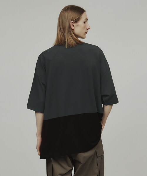 tk.TAKEO KIKUCHI(ティーケータケオキクチ)の「◆リラックスルーズ Tシャツ(Tシャツ/カットソー・メンズ・ブルー系その他6/ホワイト/チャコールグレー/チャコール/ホワイト系5/ブラック/ダークグリーン/ライトベージュ/ブルー系その他・01/04/03/02)」の15枚目の写真