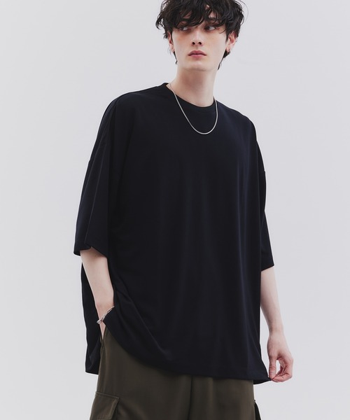 tk.TAKEO KIKUCHI(ティーケータケオキクチ)の「◆リラックスルーズ Tシャツ(Tシャツ/カットソー・メンズ・ブルー系その他6/ホワイト/チャコールグレー/チャコール/ホワイト系5/ブラック/ダークグリーン/ライトベージュ/ブルー系その他・01/04/03/02)」の4枚目の写真