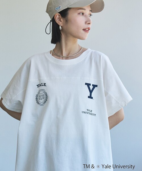 coen(コーエン)の「YALE別注ロゴプリントビッグフットボールTシャツ(Tシャツ/カットソー・レディース・オフホワイト/ライトブルー/ライトピンク/ダークグレー・FREE)」の1枚目の写真