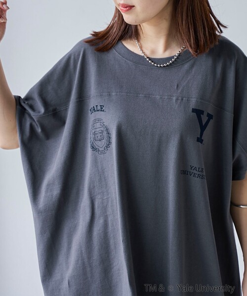 coen(コーエン)の「YALE別注ロゴプリントビッグフットボールTシャツ(Tシャツ/カットソー・レディース・オフホワイト/ライトブルー/ライトピンク/ダークグレー・FREE)」の2枚目の写真