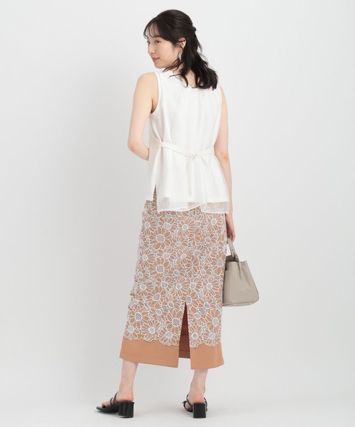 Andemiu(アンデミュウ)の「2WAYベルトツキノースリーブカットソー136108(Tシャツ/カットソー・レディース・オレンジ/ブラック/オフホワイト・FREE)」の5枚目の写真