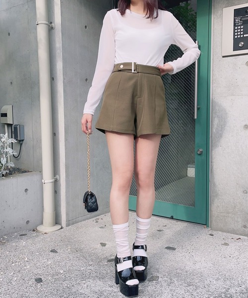 Newlyme(ニューリーミー)の「ハイウエストベルトショートパンツ(その他パンツ・レディース・ホワイト/グレー/ブラック・MEDIUM/LARGE/LL/3L)」の14枚目の写真