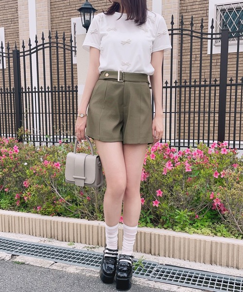 Newlyme(ニューリーミー)の「ハイウエストベルトショートパンツ(その他パンツ・レディース・ホワイト/グレー/ブラック・MEDIUM/LARGE/LL/3L)」の18枚目の写真
