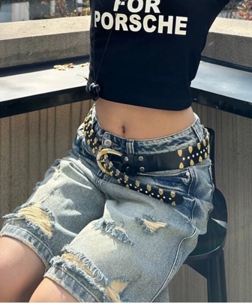 SHEENA(シーナ)の「ダメージハーフルーズデニムパンツ(デニムパンツ・レディース・ライトブルー・S/M/L)」の7枚目の写真