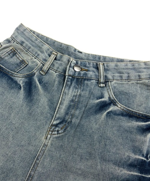 SHEENA(シーナ)の「ダメージハーフルーズデニムパンツ(デニムパンツ・レディース・ライトブルー・S/M/L)」の16枚目の写真