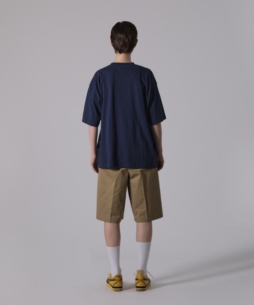 ONCILY(オンシェリー)の「FLOWER LOGO T-SHIRT / フラワーロゴTシャツ(Tシャツ/カットソー・メンズ・ブラック/ネイビー/オフホワイト・SMALL/LARGE/MEDIUM)」の19枚目の写真