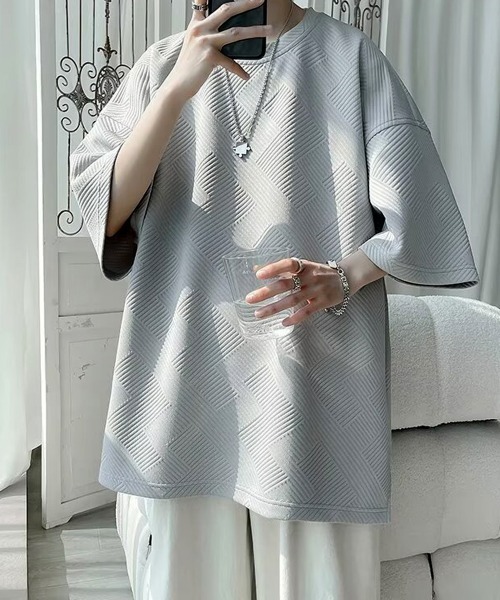 AsaAura(アサオーラ)の「ふくれ幾何学 クルーネック半袖 Tシャツ(Tシャツ/カットソー・メンズ・グレー/ベージュ/ブラック/ホワイト・M/L)」の14枚目の写真