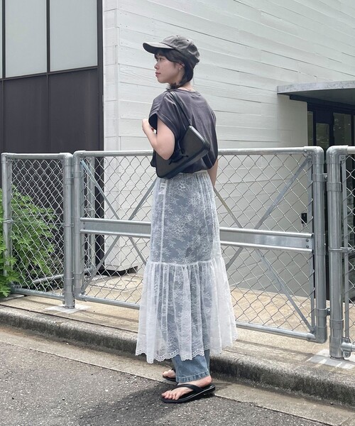 fredy emue(フレディエミュ)の「2WAYスカラレースギャザースカート(スカート・レディース・ブラック/オフホワイト・38)」の19枚目の写真